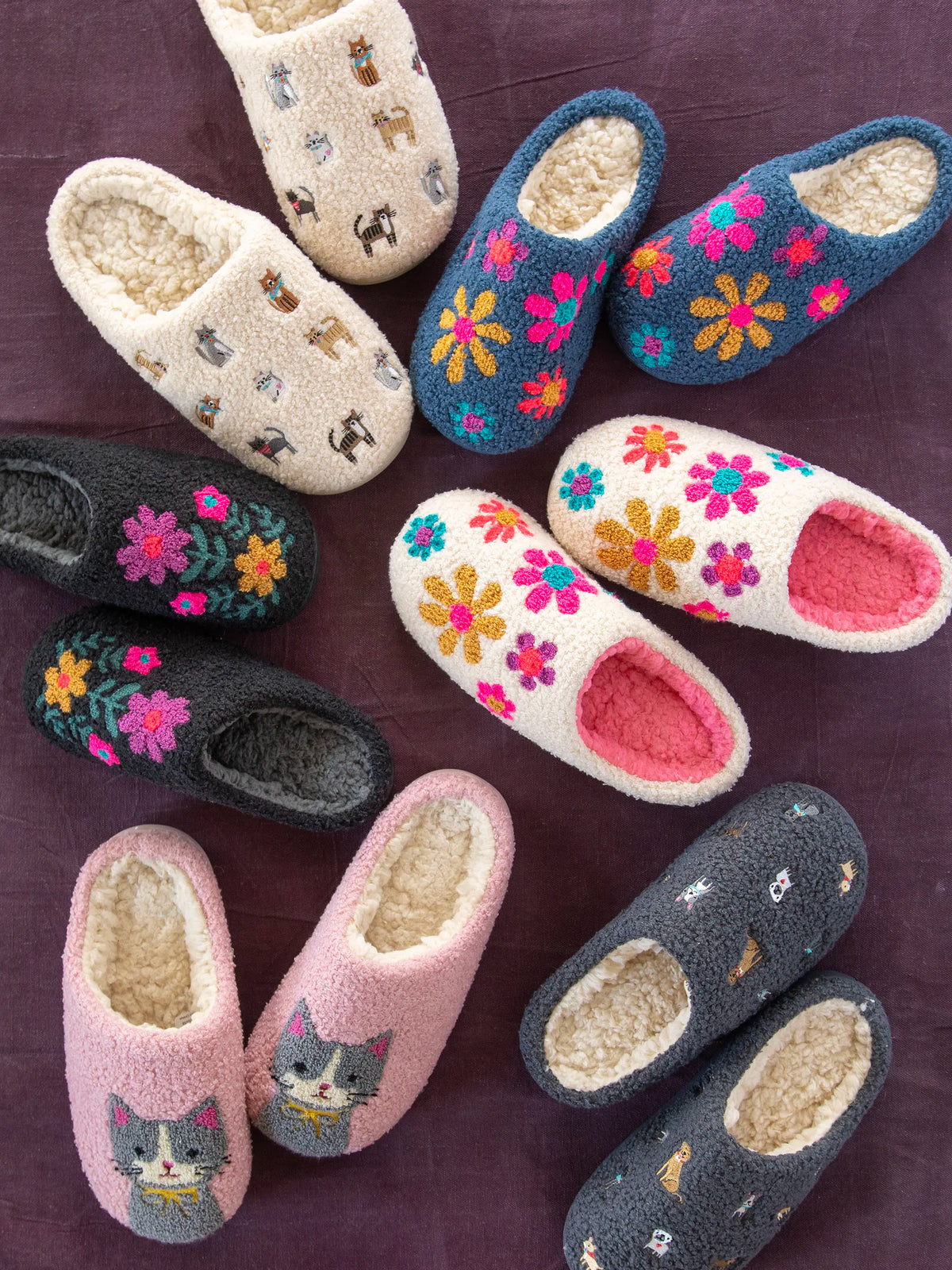 Embroidered Sherpa Slippers - Dogs