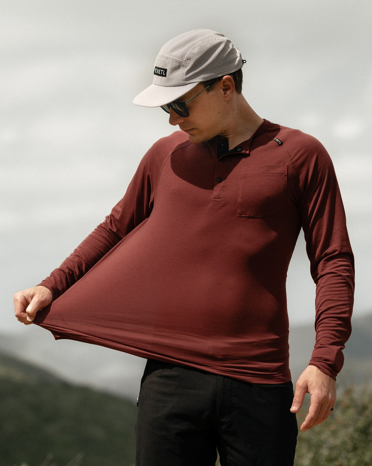 Departed Featherweight Travel Henley Pocket Tee