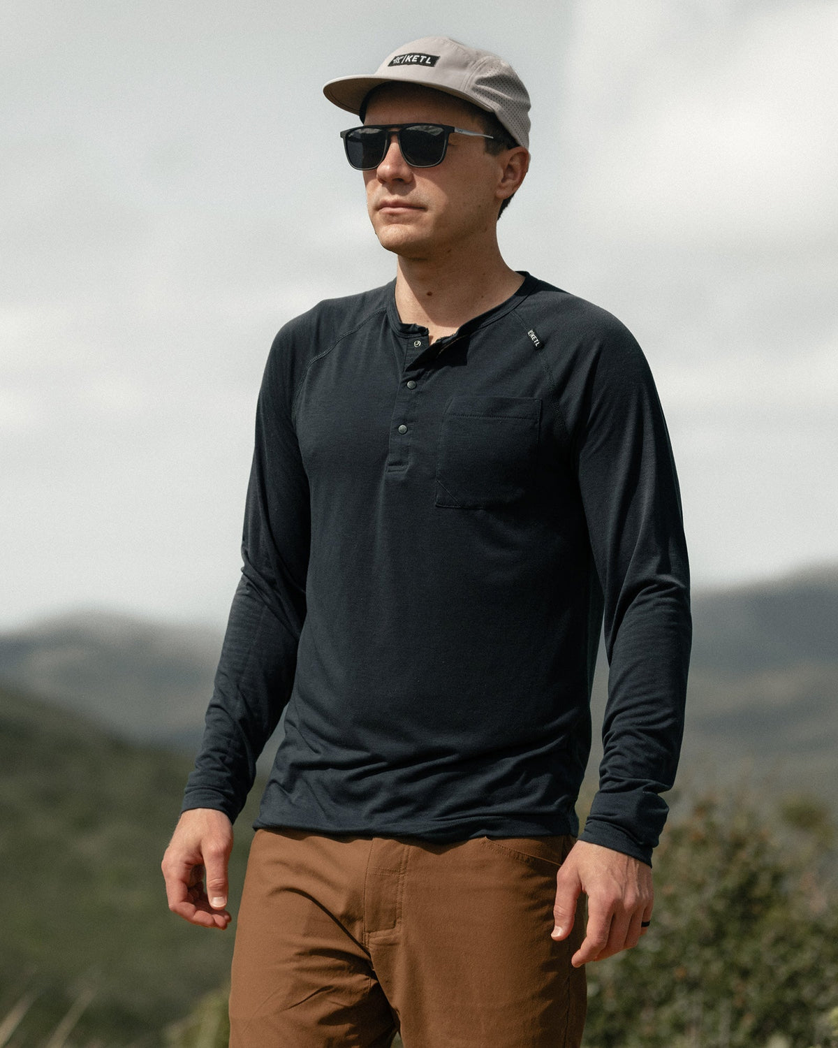 Departed Featherweight Travel Henley Pocket Tee