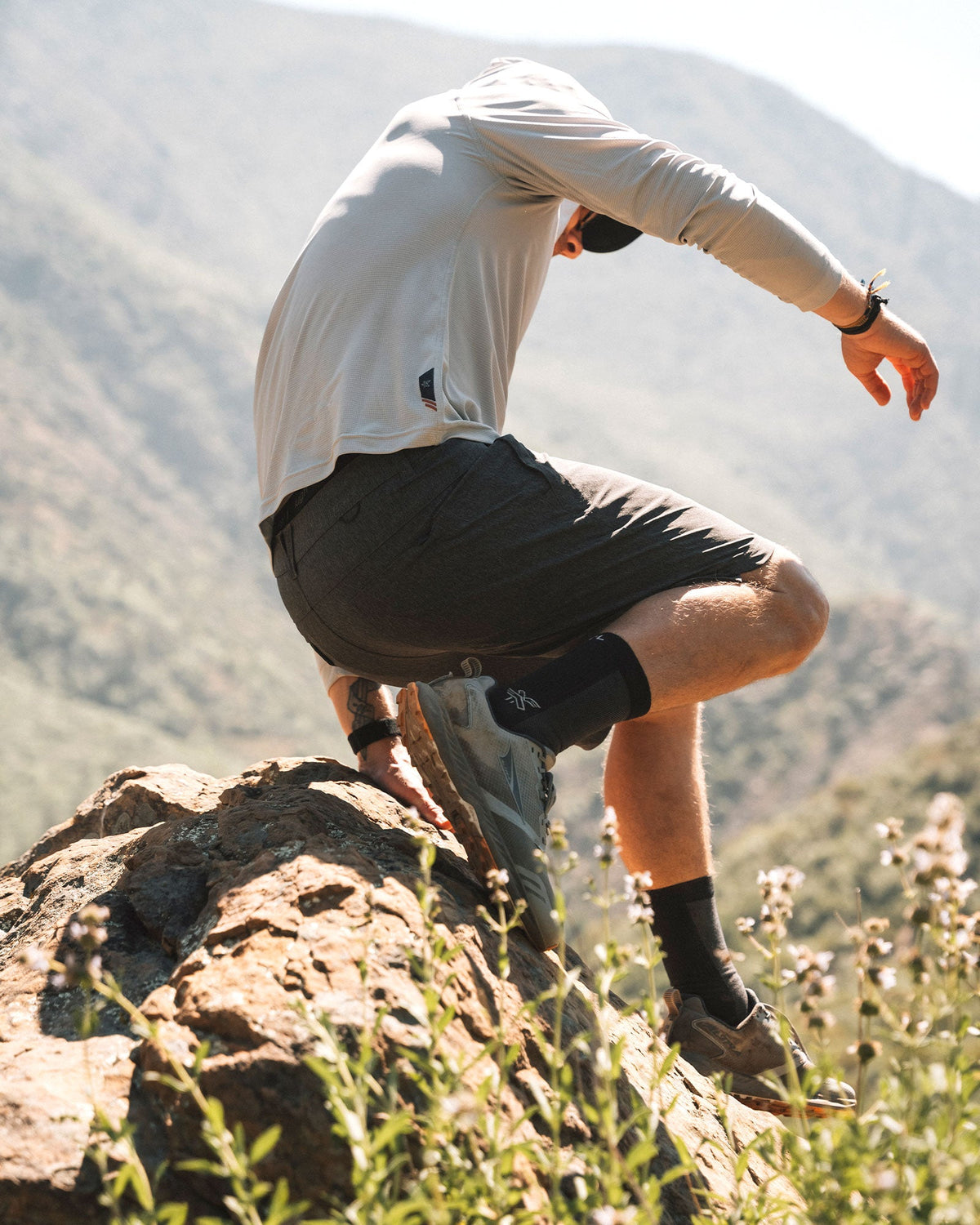 Virtue Hybrid Shorts 9"