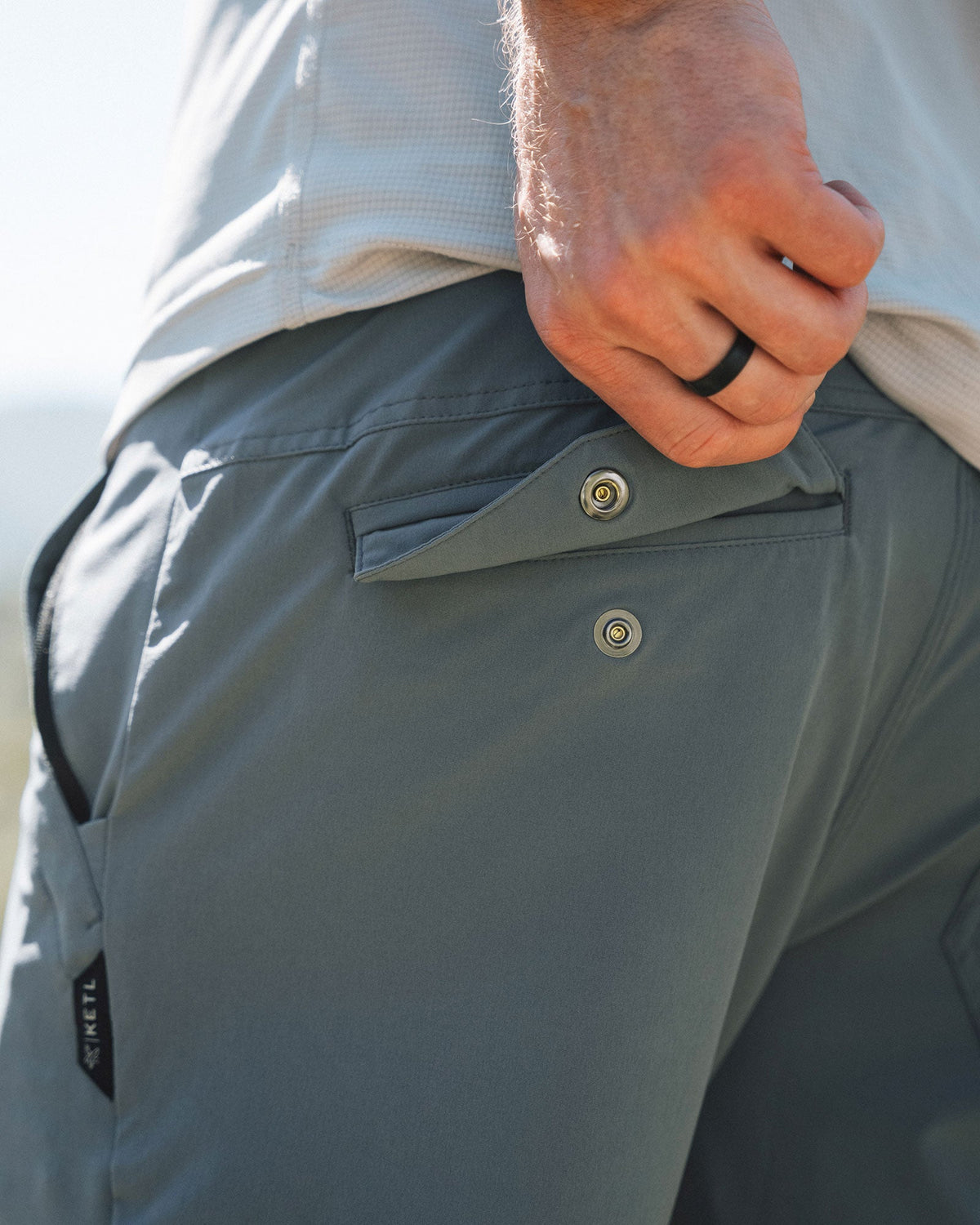 Virtue Hybrid Shorts 9"