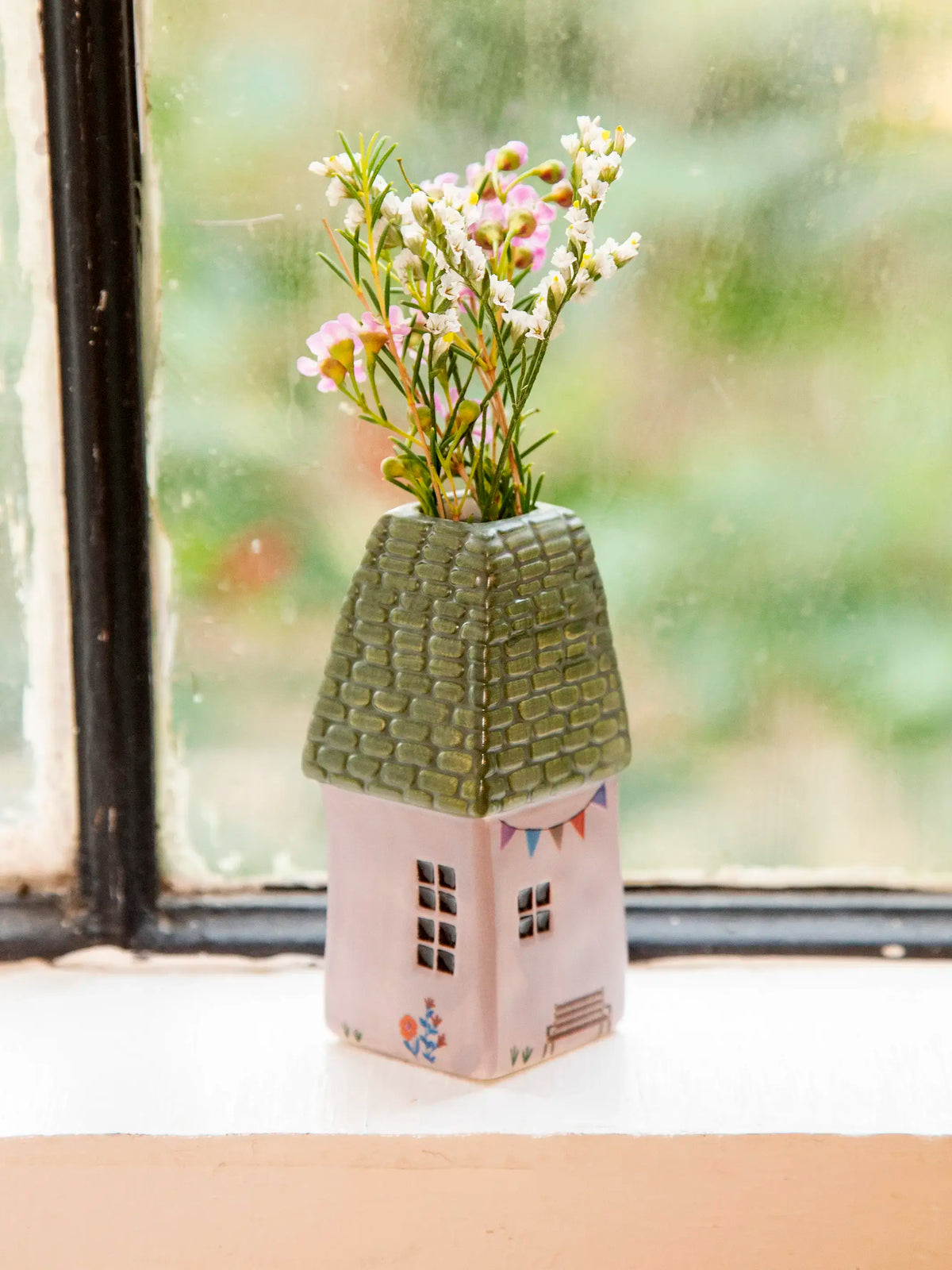 Cottage Bud Vase - Grateful