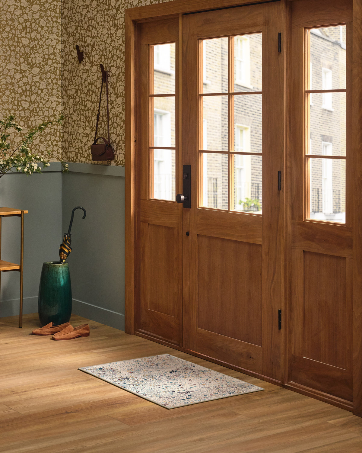 2x3_entryway