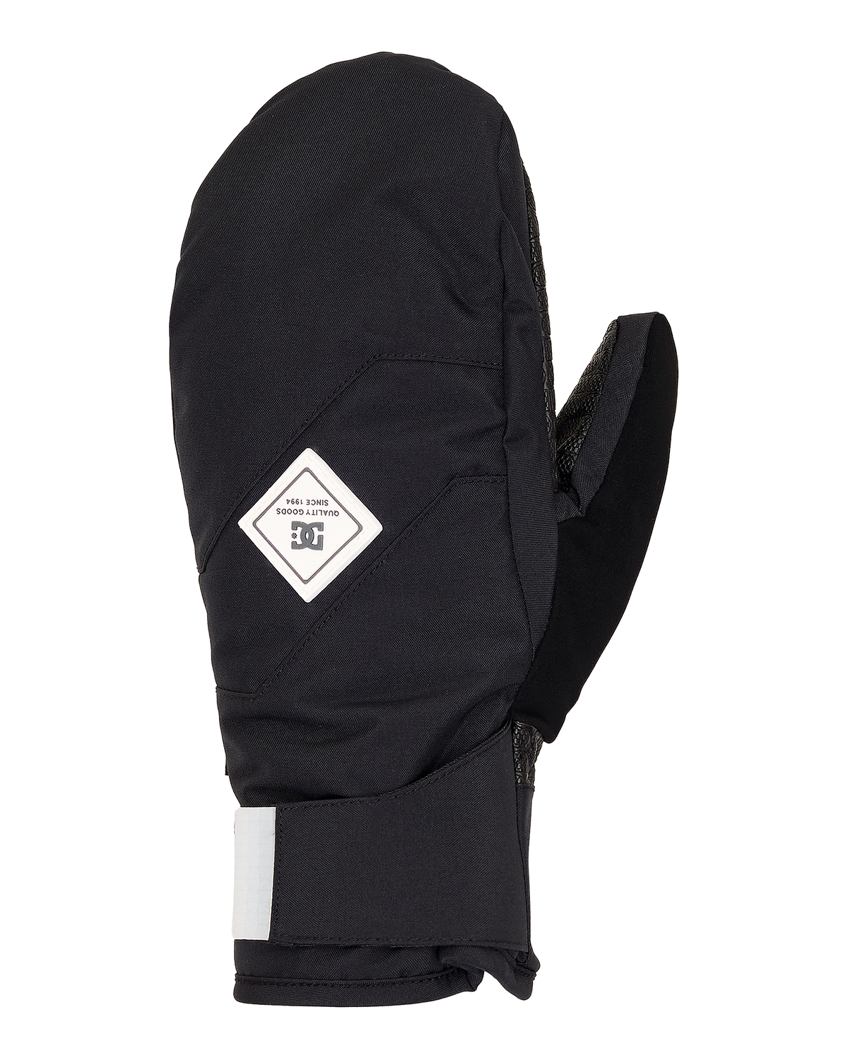 Black mitten featuring a white rectangular DC Shoes logo on the back, visible stitching, and a wide cuff. The Women’s Franchise Insulated Mittens are eco-friendly and provide excellent weather protection. Pictured against a plain white background with the thumb positioned to the right.