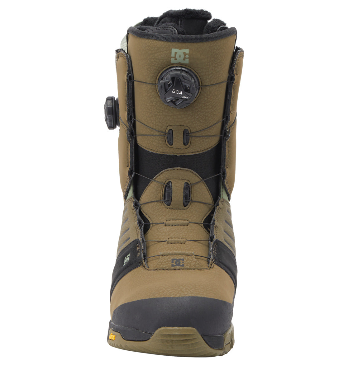 A single brown and black Men’s Judge BOA® Snowboard Boot by DC Shoes is shown from the front, featuring a Dual Zone BOA® Fit System for precise adjustment and reinforced toe and ankle areas. The boot is equipped with a durable Vibram outsole, offering enhanced traction on snowy terrain.