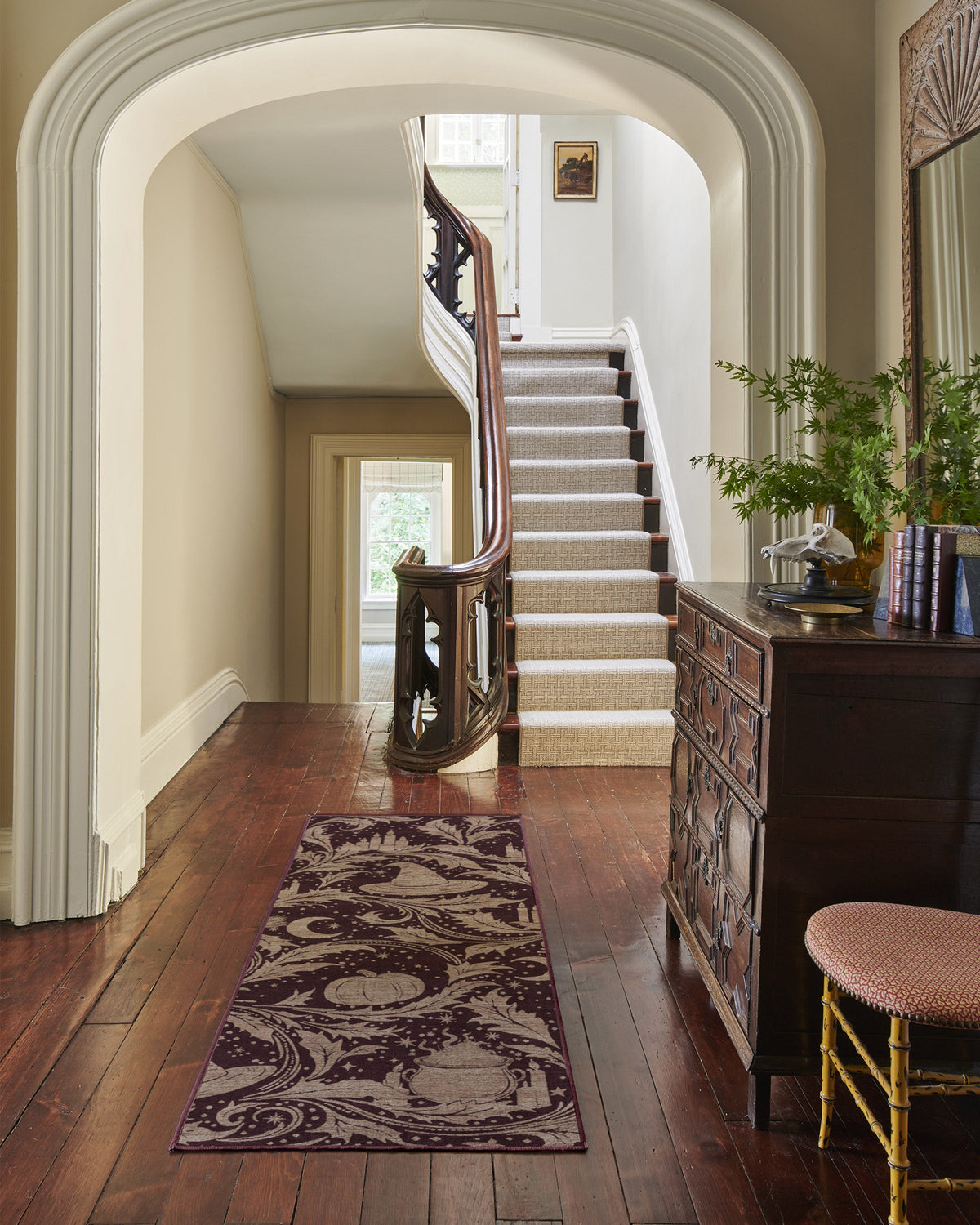 2-5x7_hallway