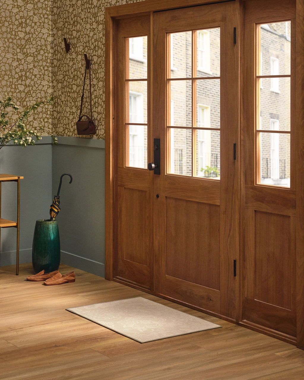 2x3_entryway