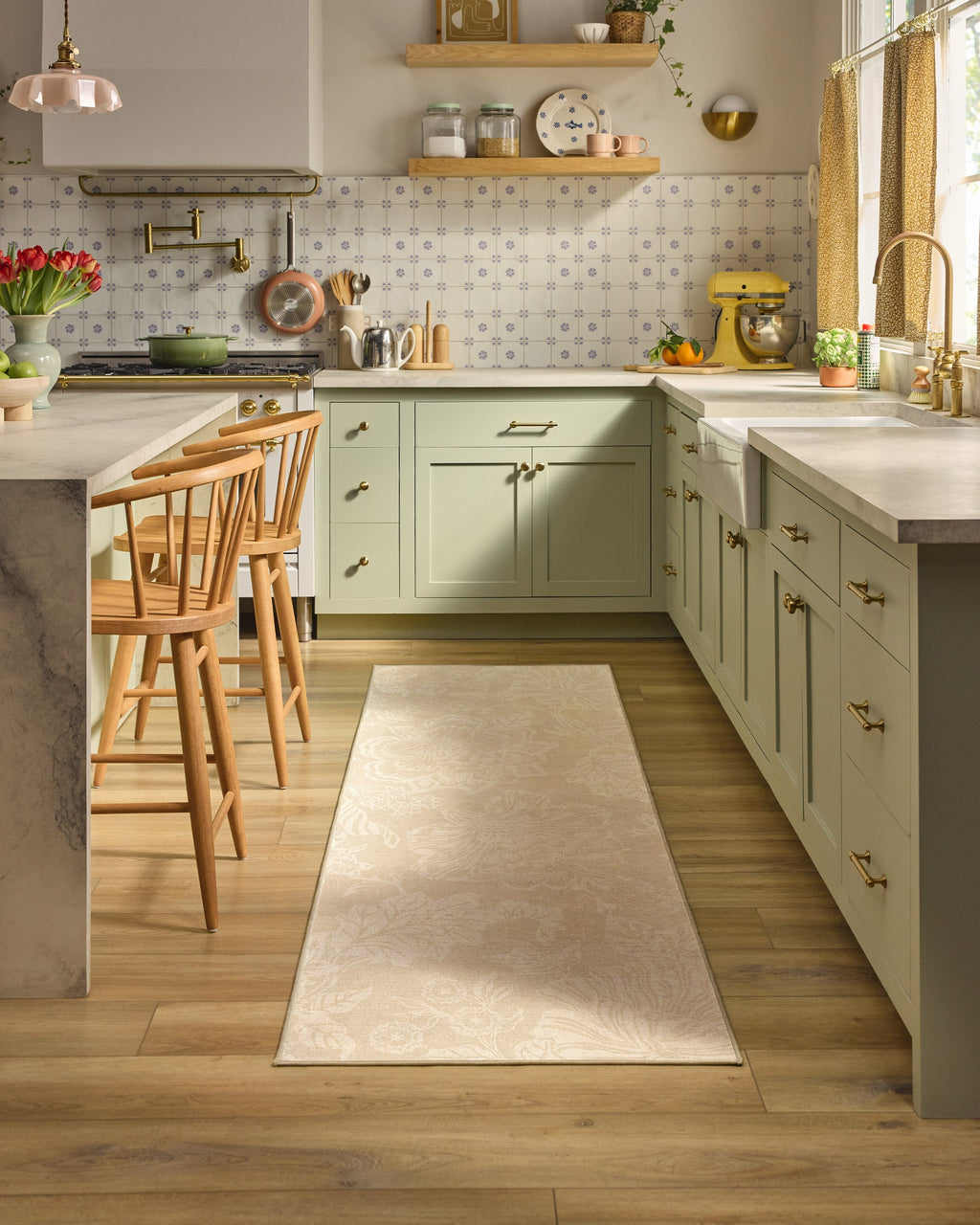 2-5x7_kitchen