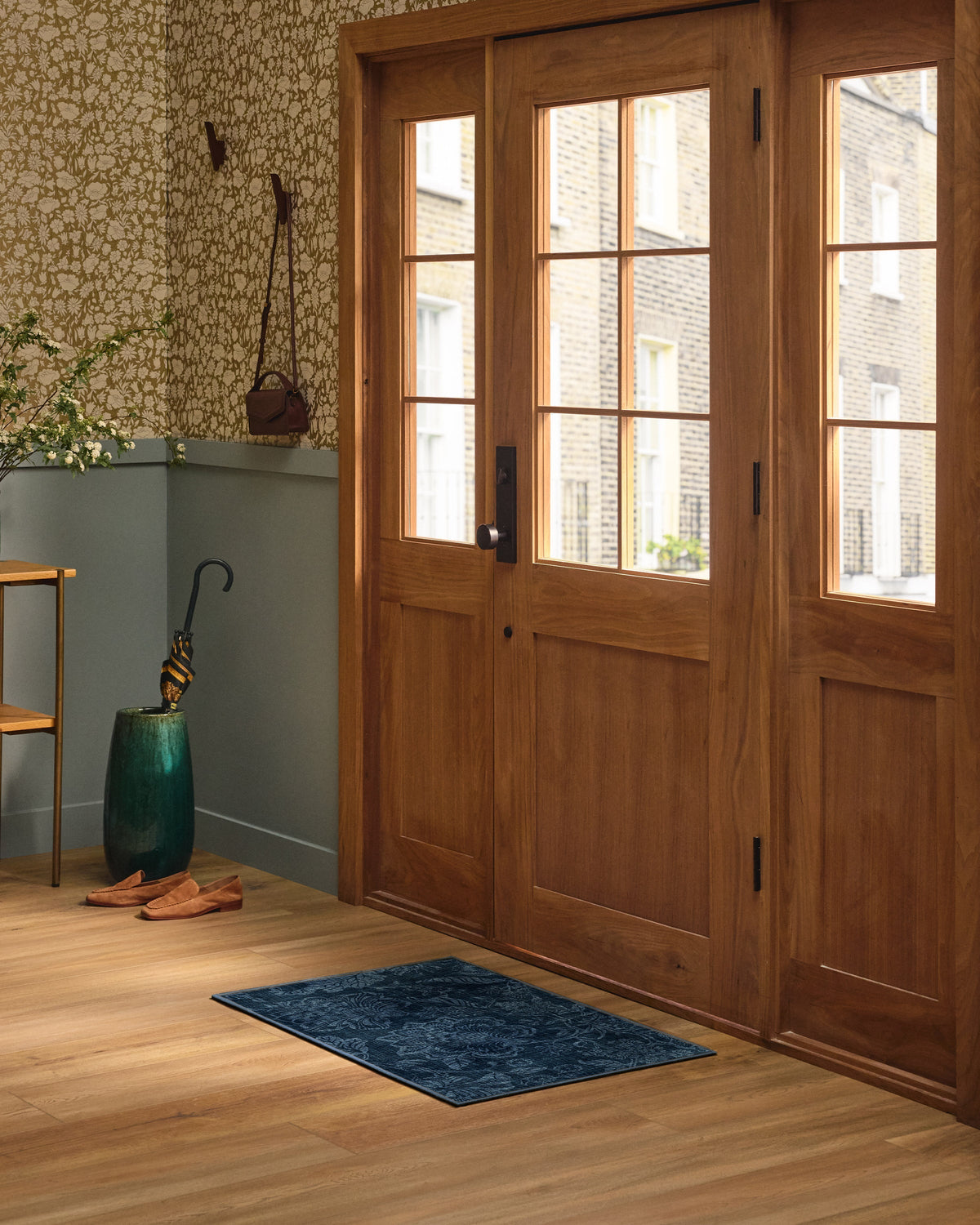 2x3_entryway
