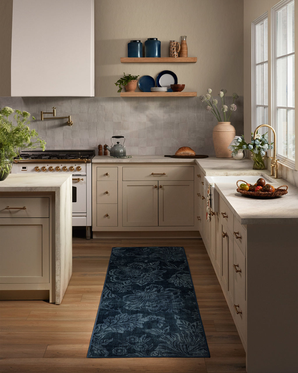 2-5x7_kitchen