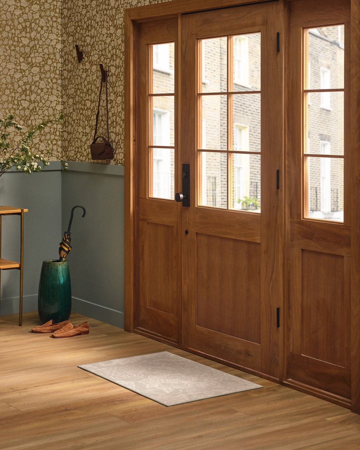 2x3_entryway