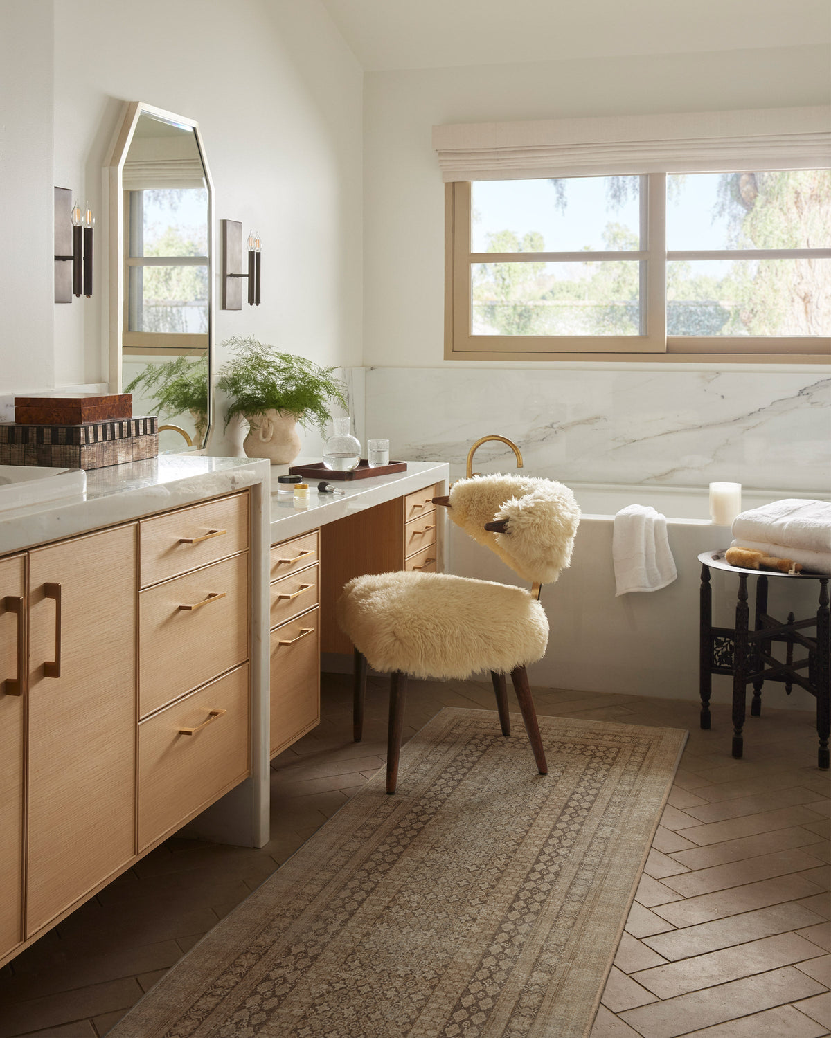 2-5x7_bathroom