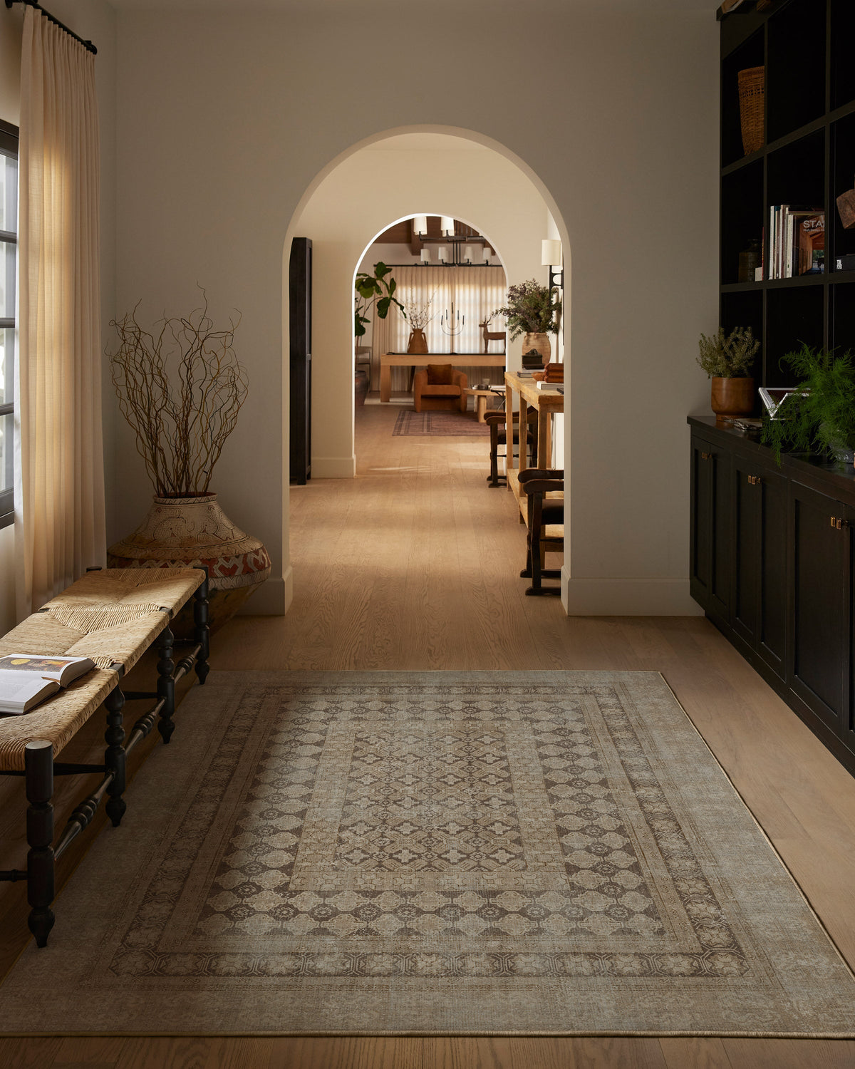 5x7_entryway