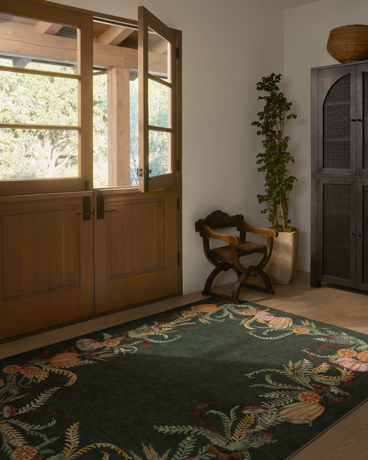 5x7_entryway