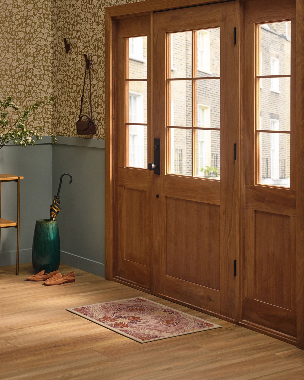 2x3_entryway