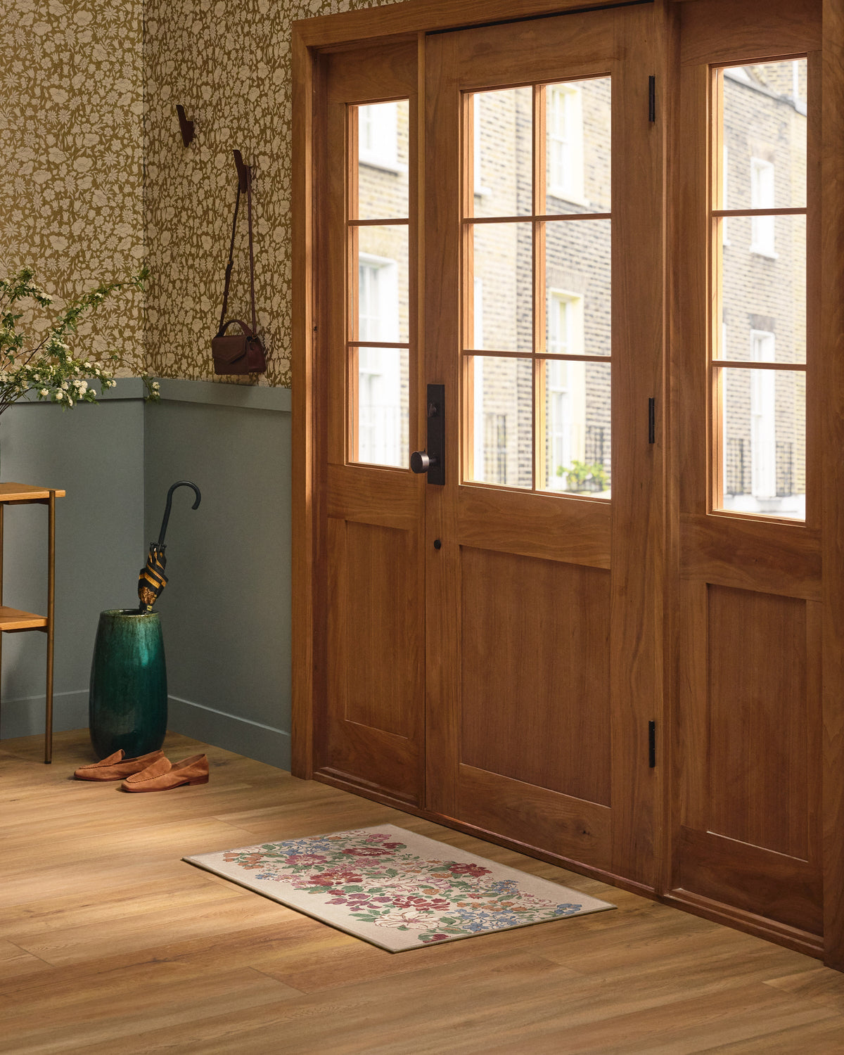 2x3_entryway