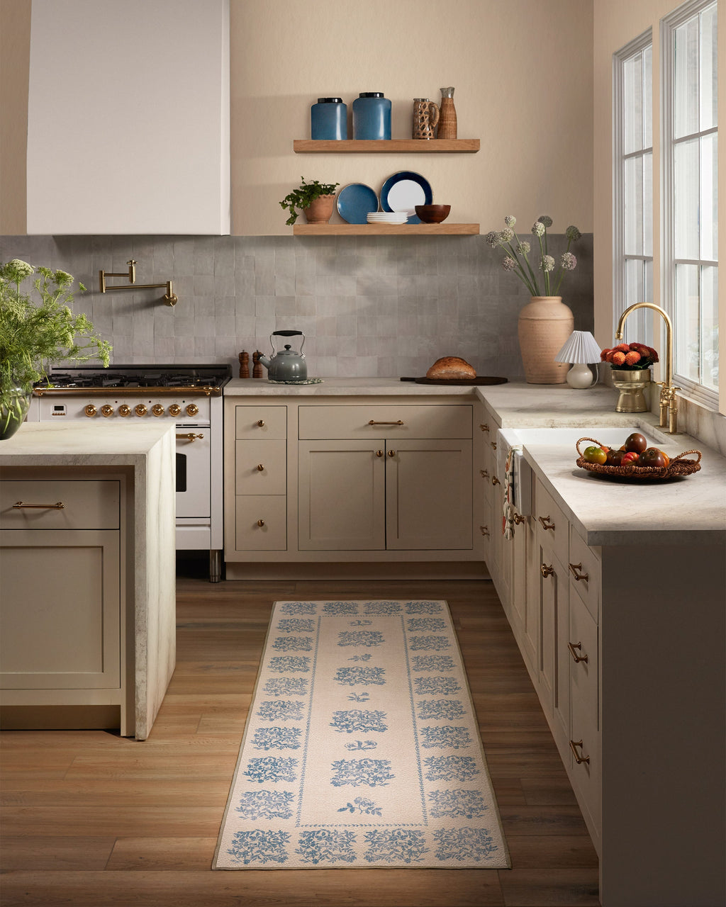2-5x7_kitchen