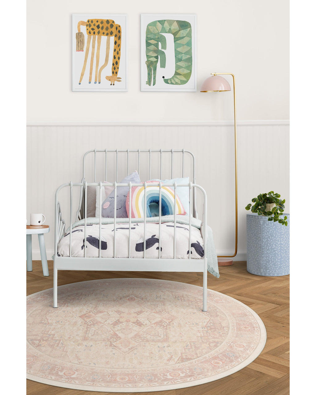 8R_bedroom