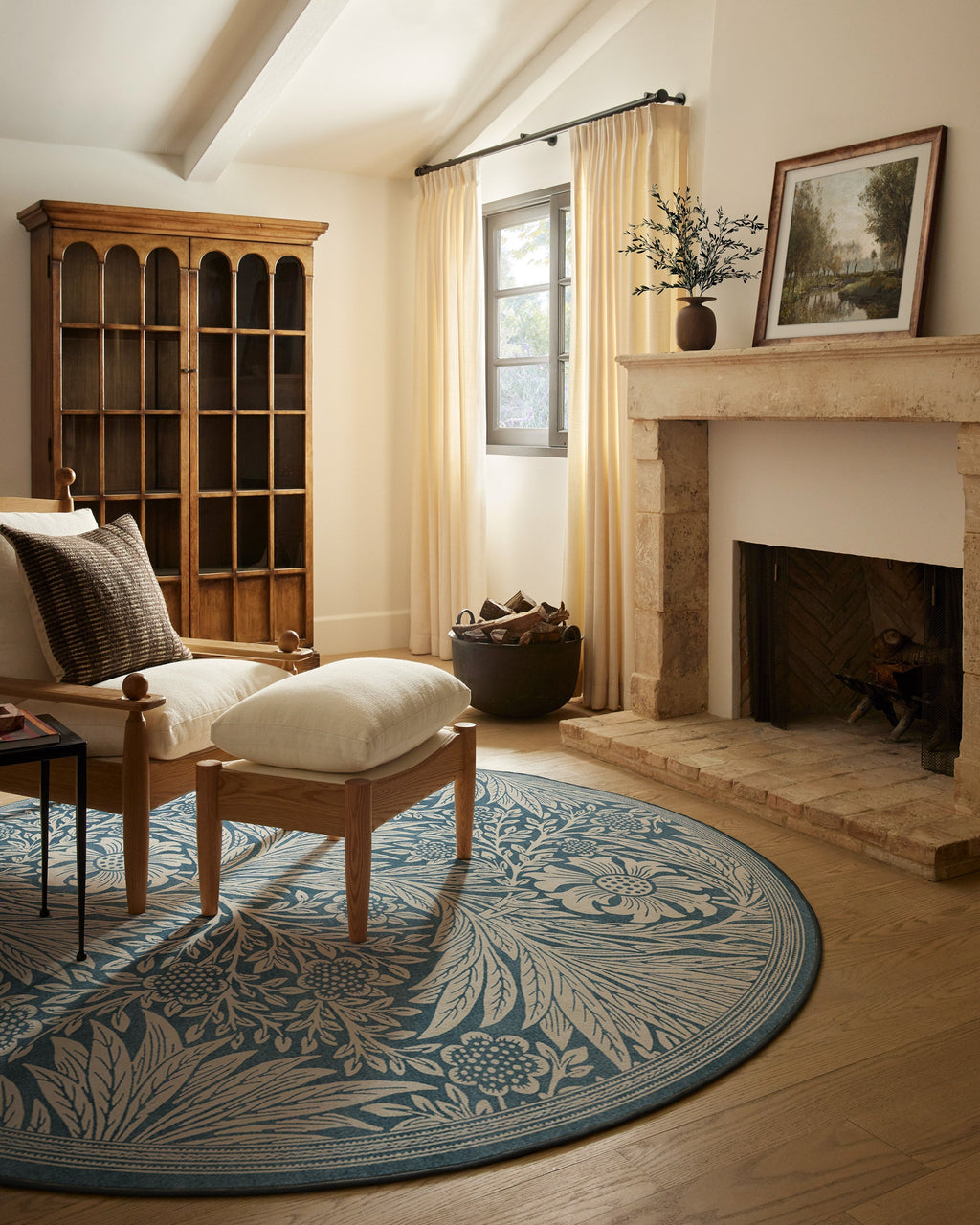 8R_living_room