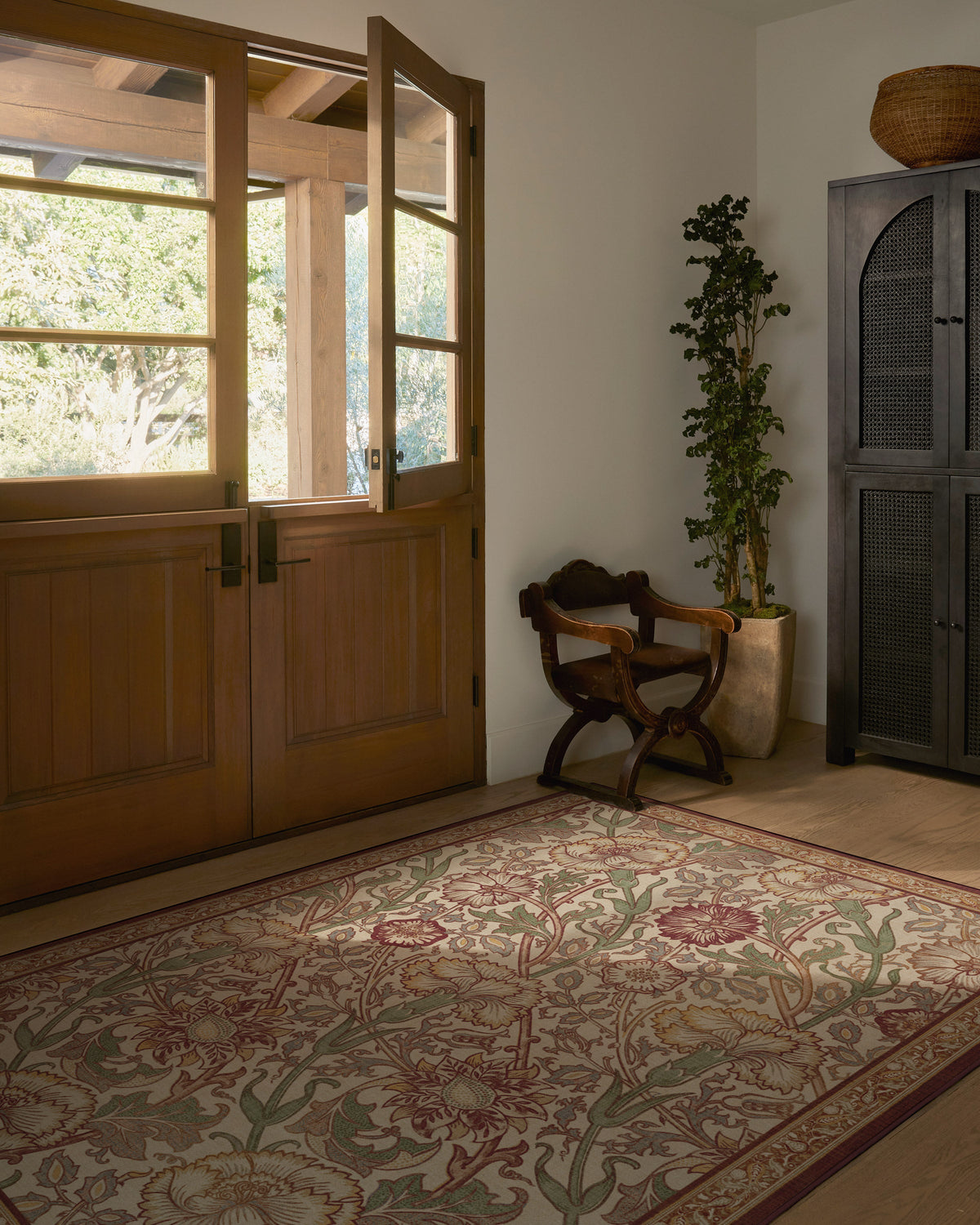 5x7_entryway