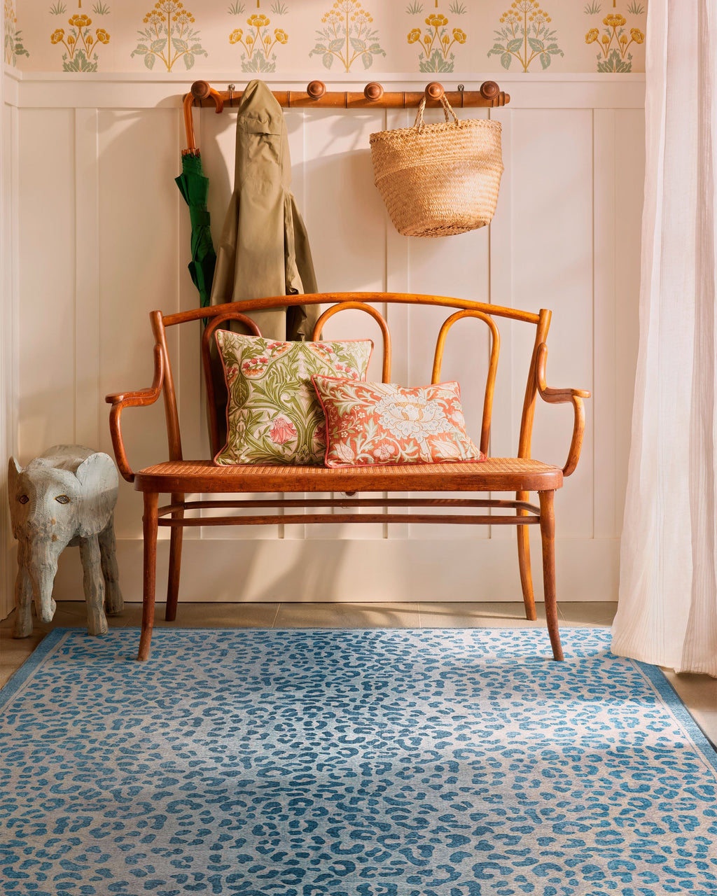 5x7_entryway