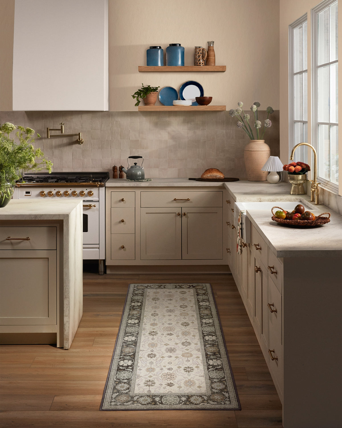 2.5x7_kitchen