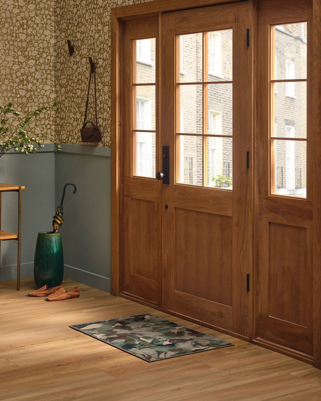 2x3_entryway