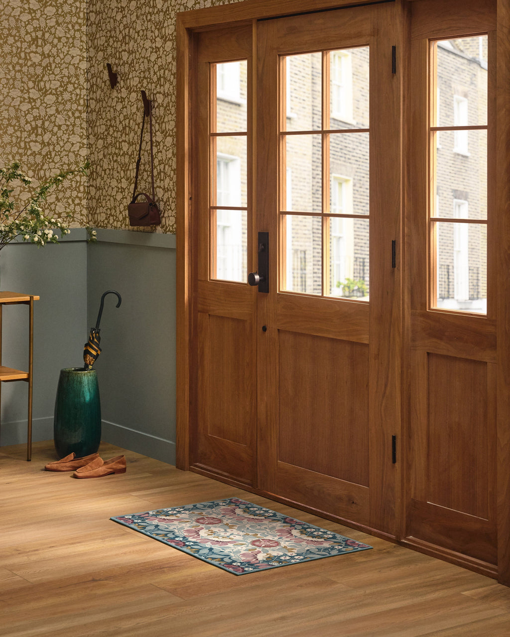 2x3_entryway