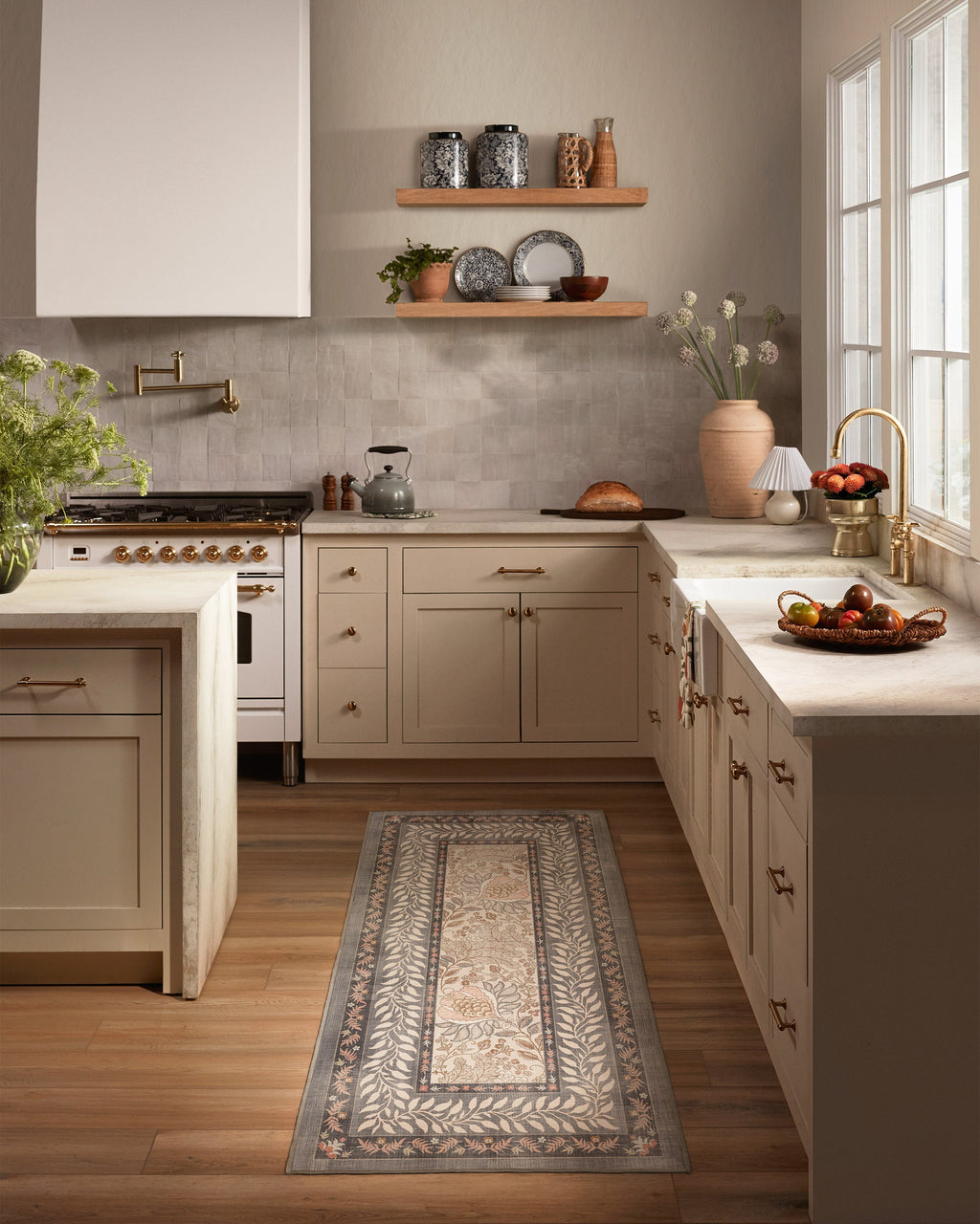 2-5x7_kitchen
