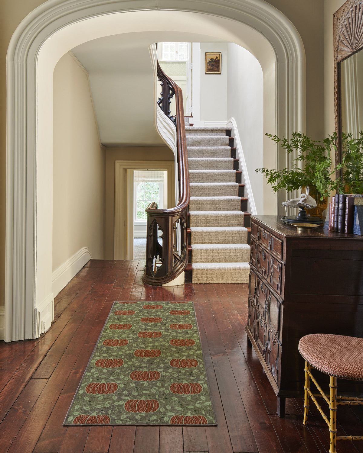 2-5x7_hallway