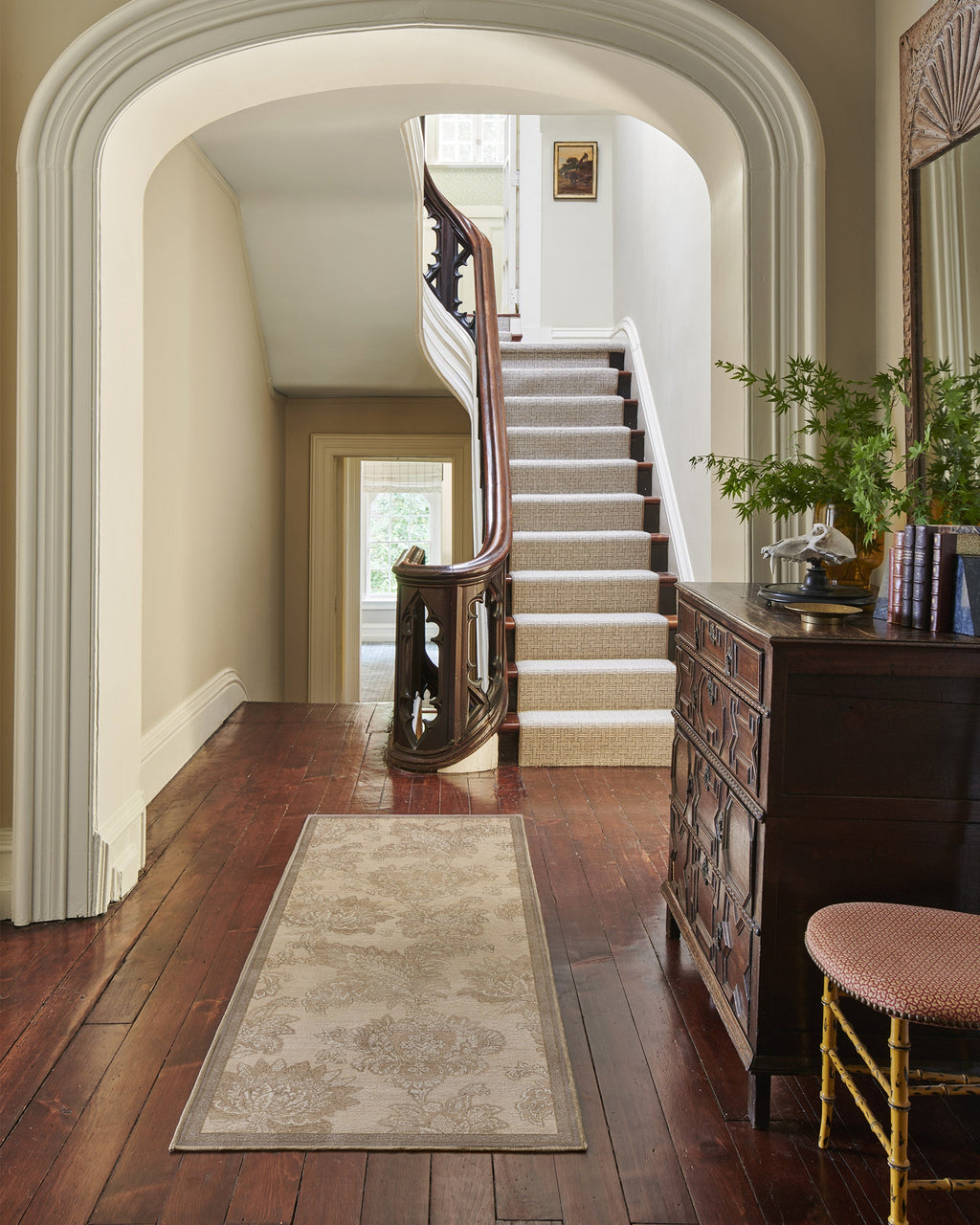 2-5x7_hallway