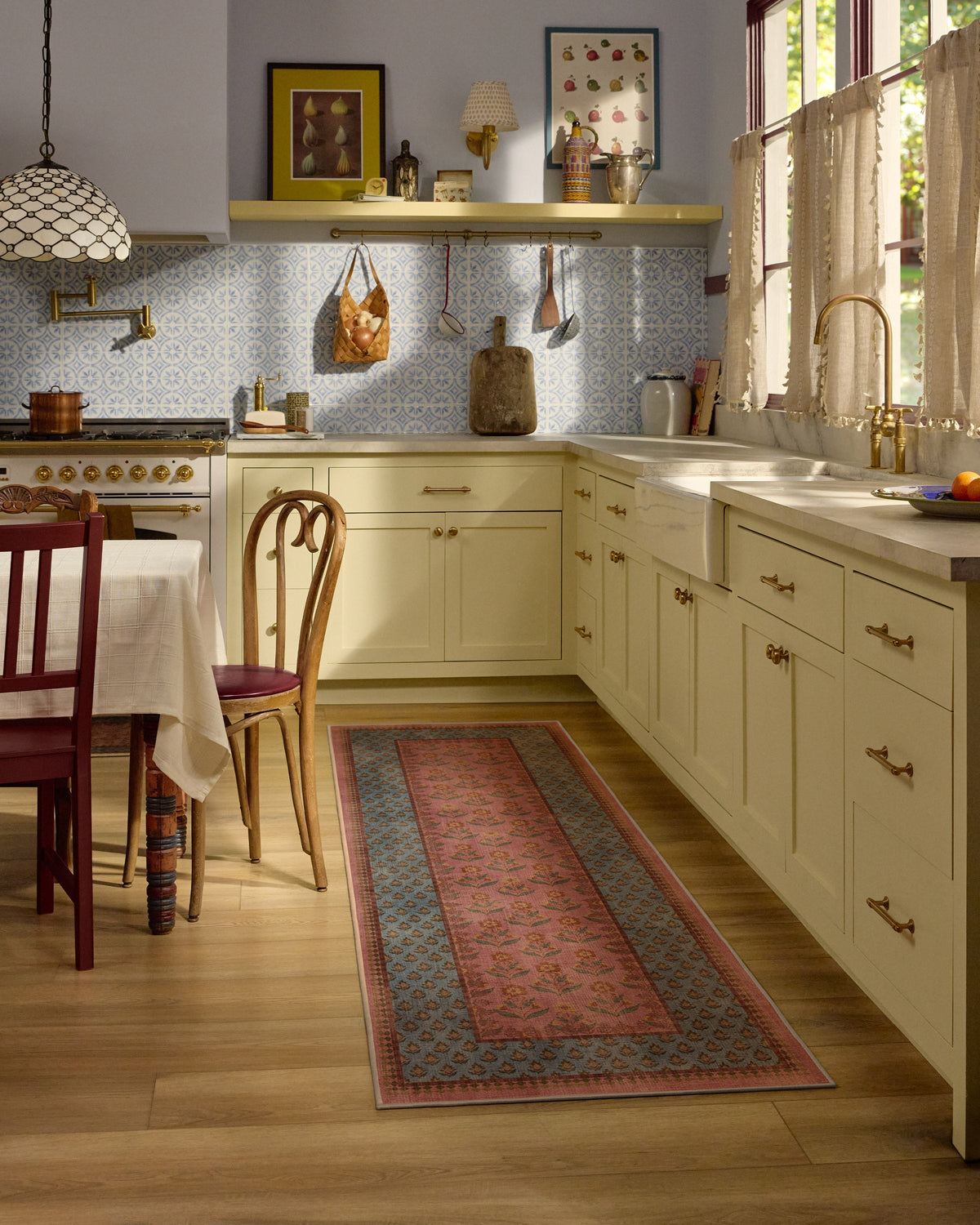 2-5x7_kitchen